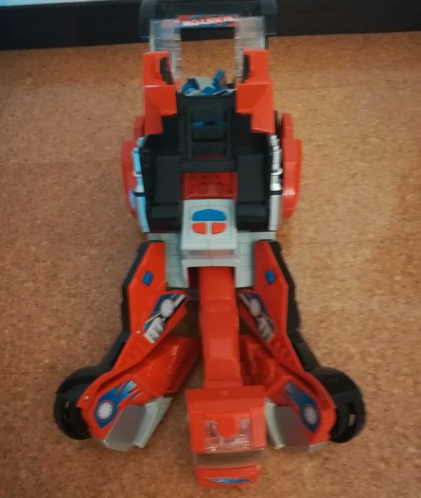 Camião transformer MASTOR com 45cm de comprimento