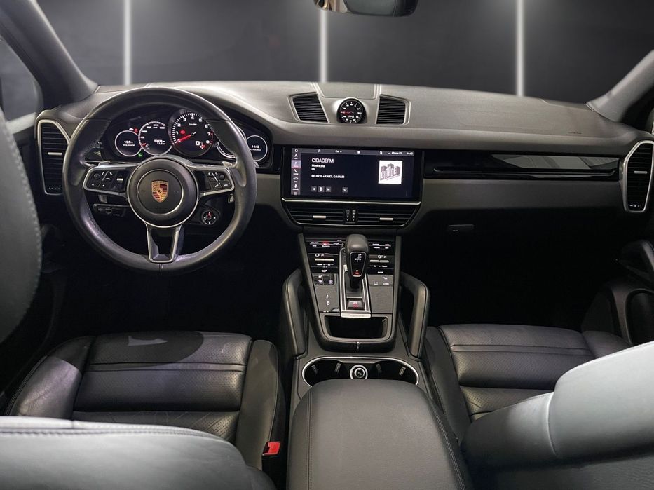 Porsche Cayenne Platinum Edition