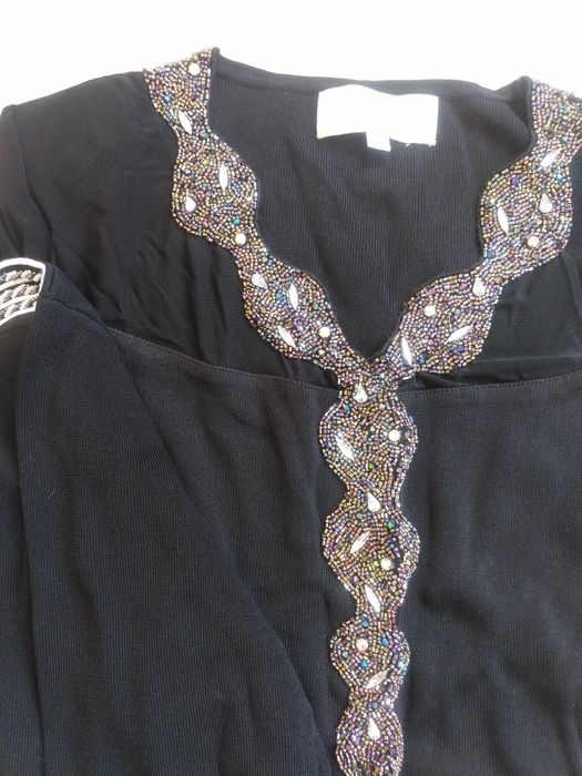 Одежда для женщины- костюм, блуза, сарафан, рубашка, кофта