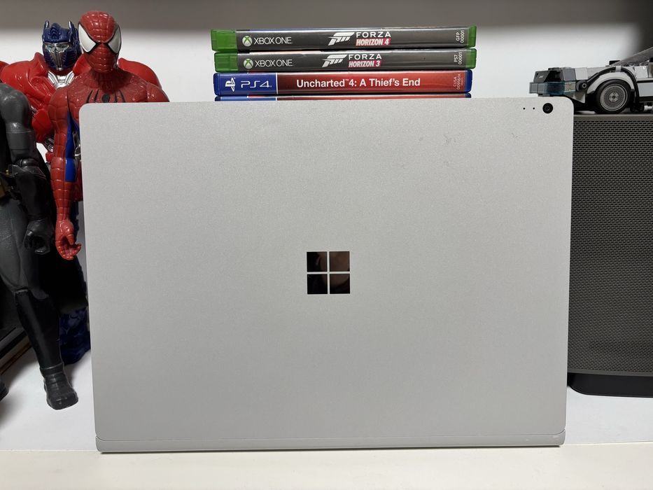 Ігровий Microsoft Surface Book 2 13.5" IPS GTX 1050 i7-8650U 8/256Gb