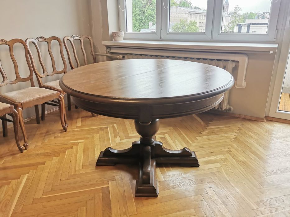 Drewniany stół + 4 krzesła