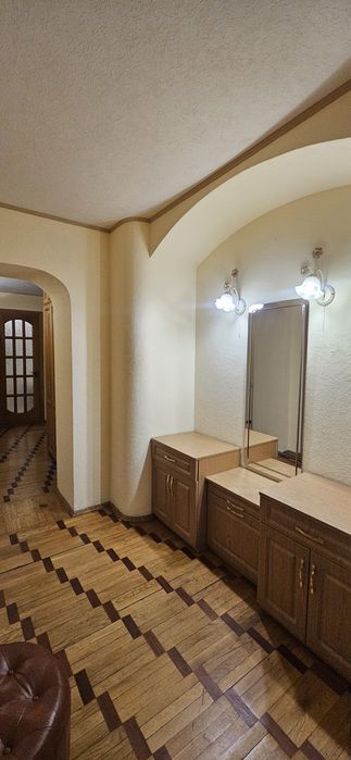 Аренда комнаты без хозяина, нагорный район парка Шевченко, рядом центр.
