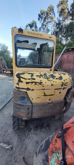 Volvo EC25 Mini Escavadora Giratória 2.5T – Ano 2001 – Engate Rápido