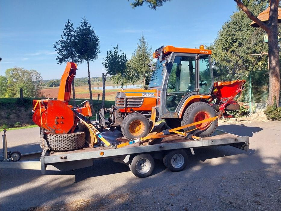 Traktorek Kubota B2410,3xWOM,2xPlug,papiery dokumenty,4x4,blokada