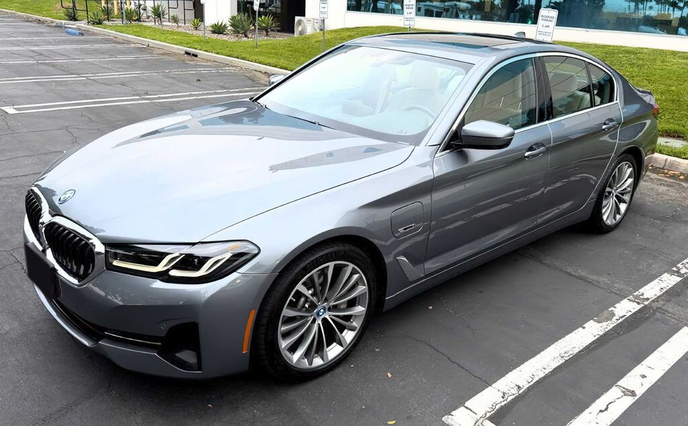 BMW 530e      2020