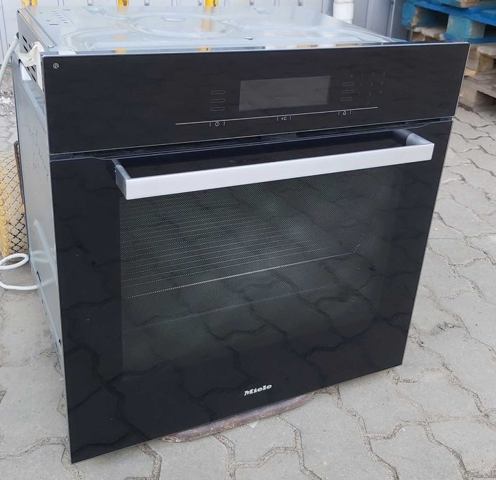 Духовой шкаф Миле Miele H 5681 BP пиролиз пар черная б/у духовка