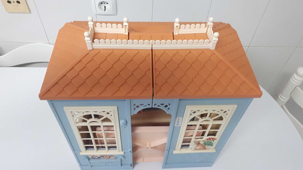 Casa de bonecas para brincar