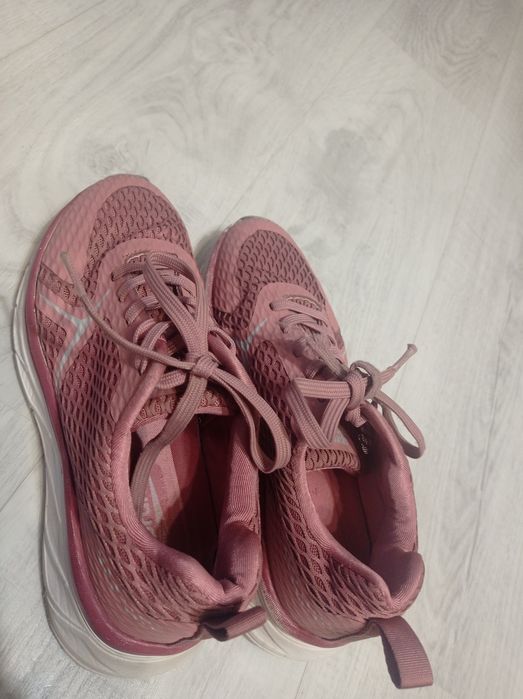 Buty sportowe sneakersy rozm. 37 sprandi
