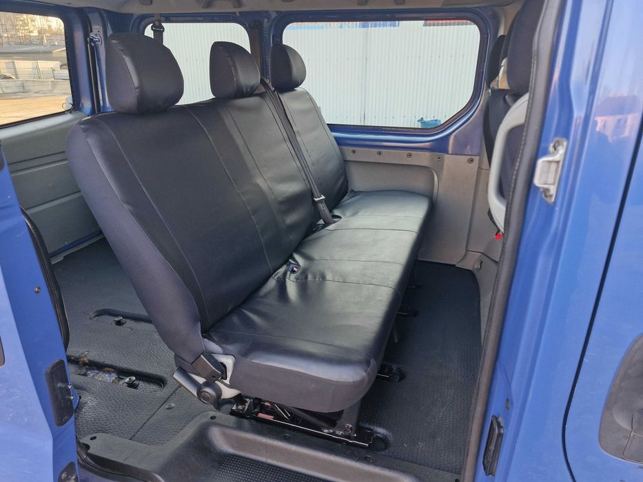 Reno trafic po pełnym serwisie. 9-cio osobowe.