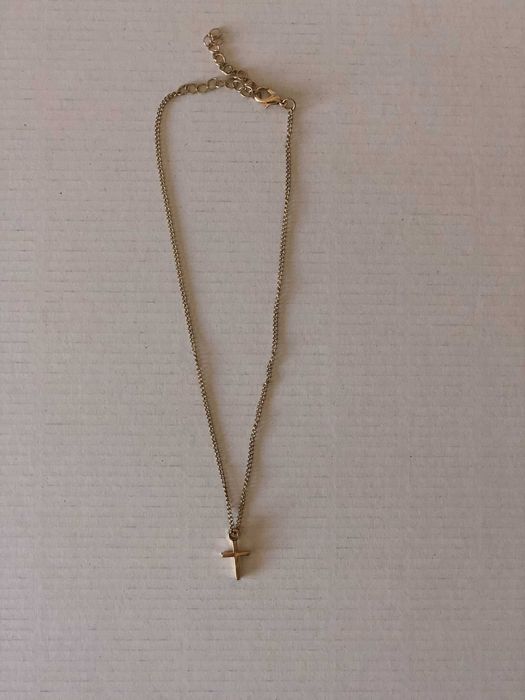 Colar/Fio Cruz Dourado - (portes incluídos)