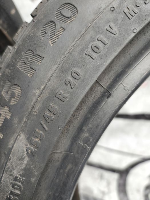 255/45r20 101V Continental WinterContact TS850P