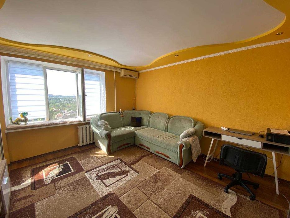 Продаётся 2-комнатная квартира на Спасской