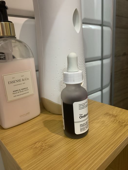 The Ordinary krwawy peeling kwasy bha aha