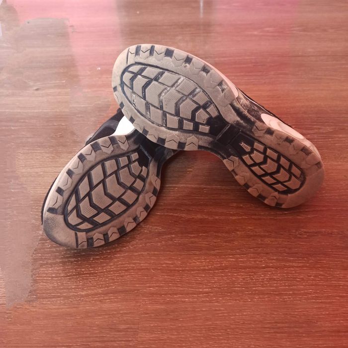 Взуття GUYISA зручне у використані