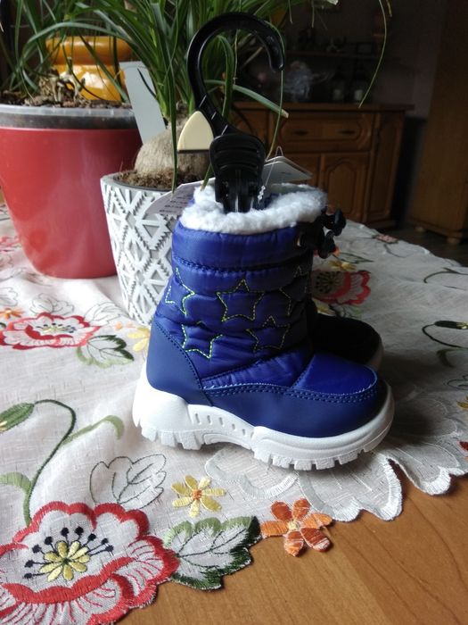 Sprzedam nowe śniegowce firmy F&F Kids rozmiar 21