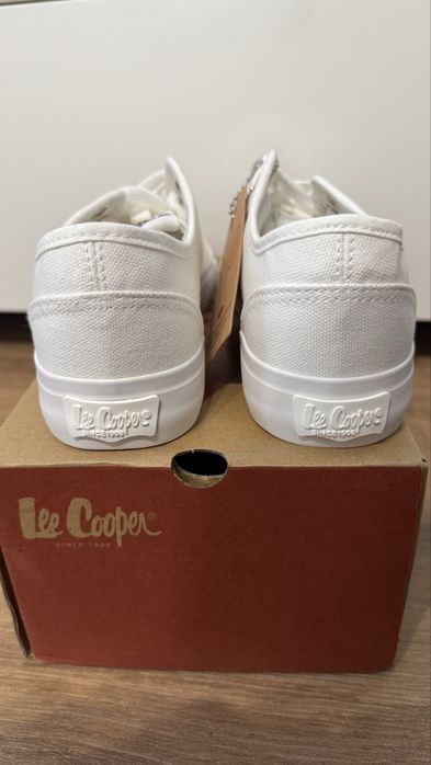 Biale trampki danskie Lee Cooper roz. 39