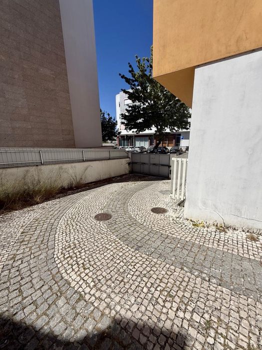 Excelente T2 em Viseu – A/C, Varanda e Lugar de Garagem