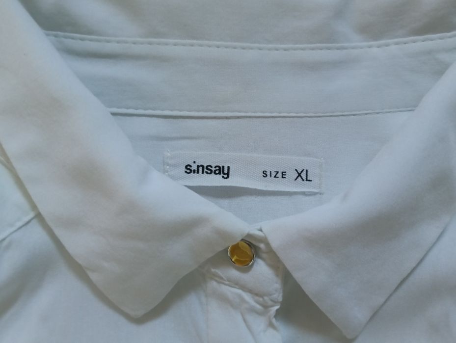 Biała koszula oversize