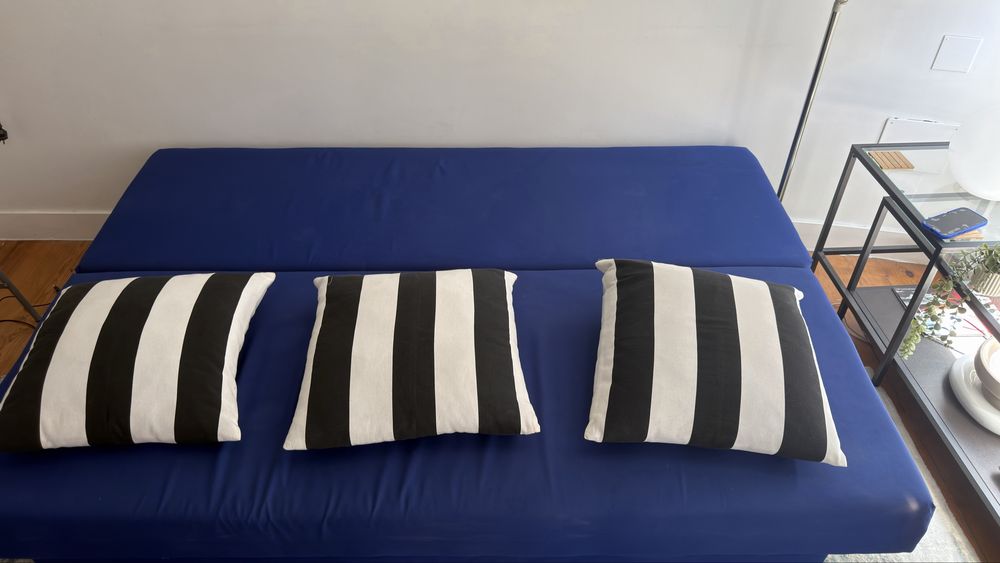 URGENTE Sofá-cama IKEA com arrumação – Bom estado