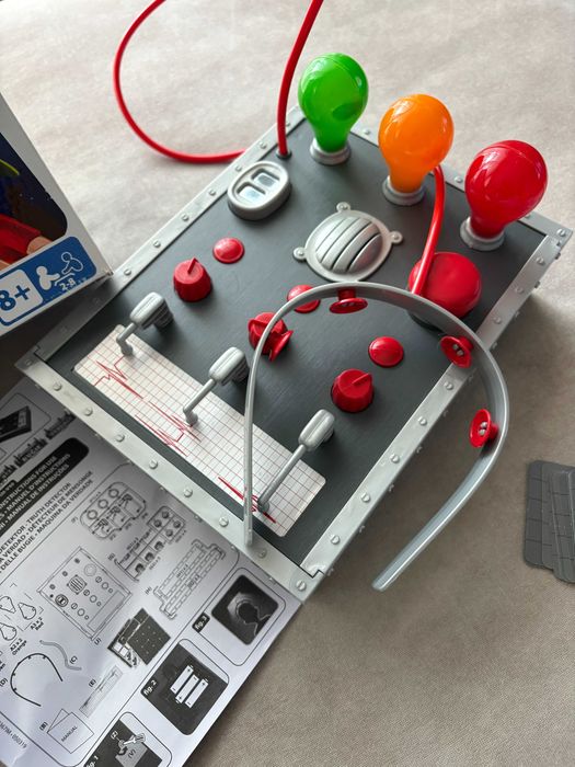 Jogo de Tabuleiro A Maquina da Verdade