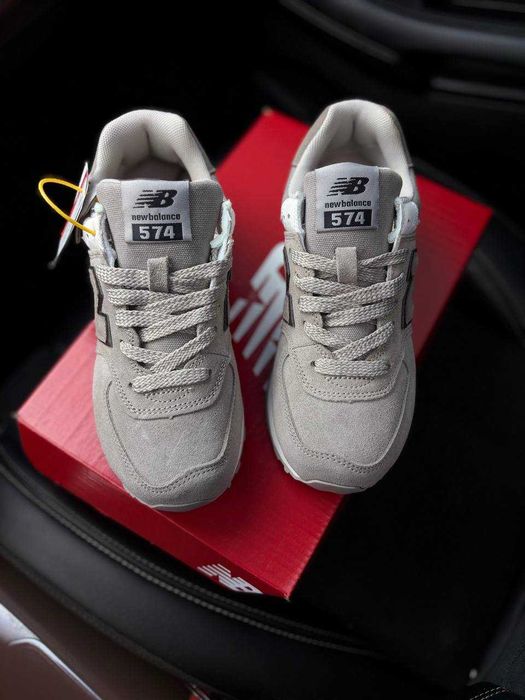 Жіночі кросівки New Balance 574 Нью Беланси