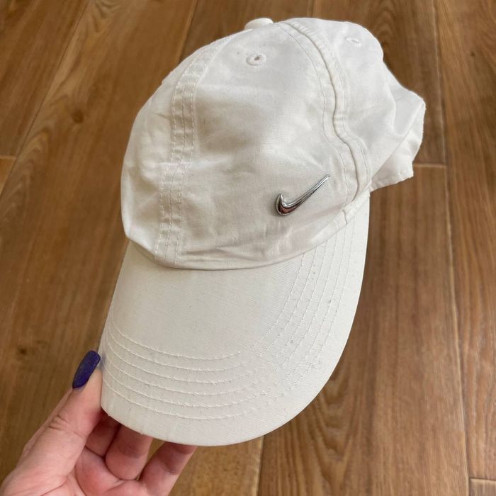 Біла кепка бейсболка Nike