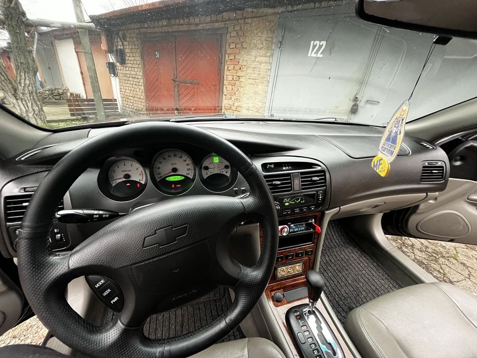 Шевроле еванда 2,5л. Автомат
