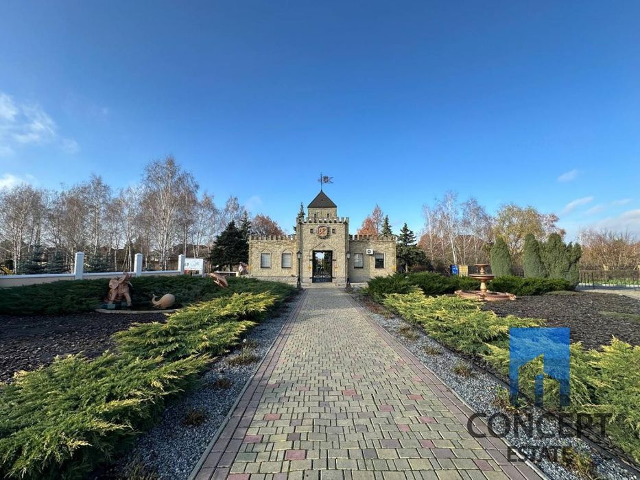 Продам таунхаус в Золотых ключах