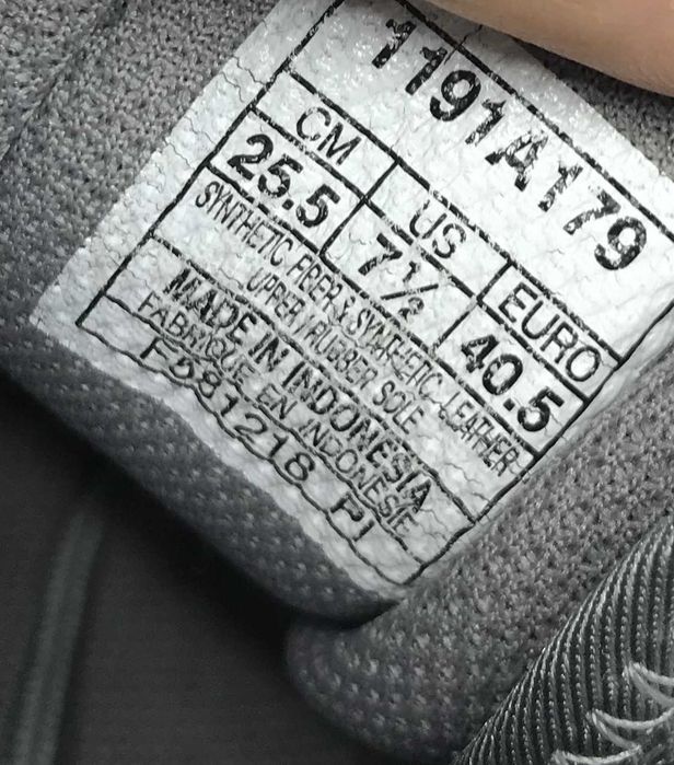 ASICS Kayano r.40,5 oryginalne buty sportowe