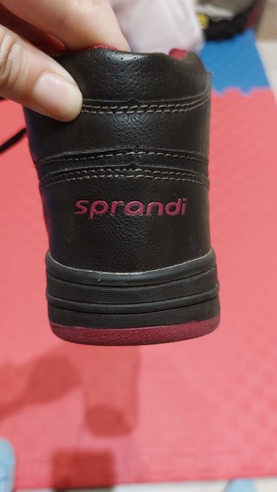 Ботинки для мальчика 37