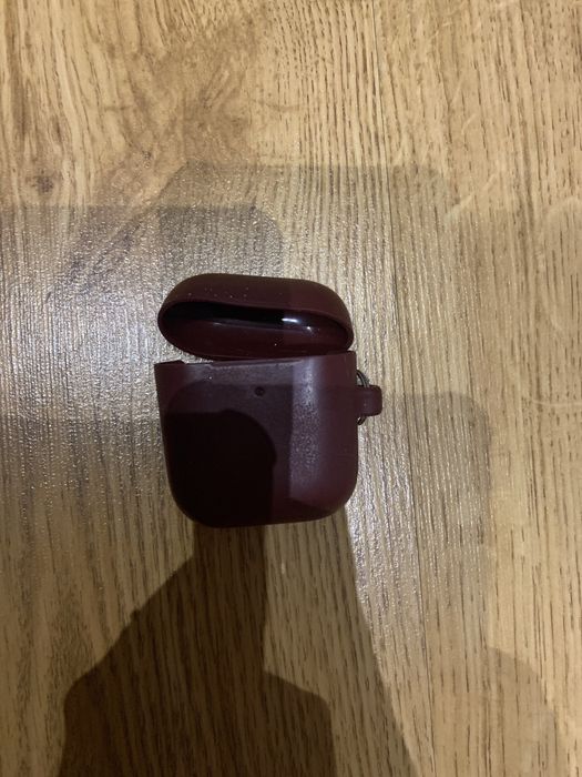 Кейс для аерподсив