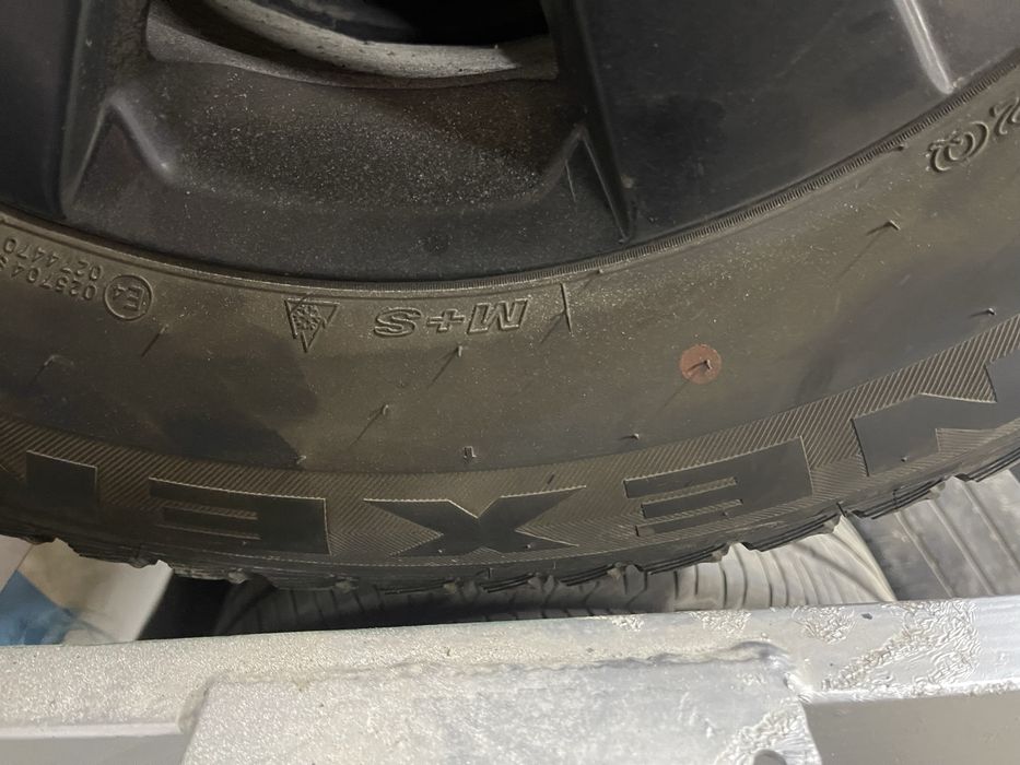 Шини до авто  з Німечинни