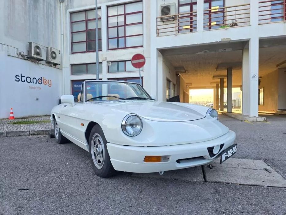 Alfa Romeo Spider 1.6