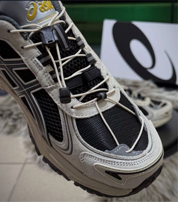 Кросівки ASICS Gel-Kahana TR V4