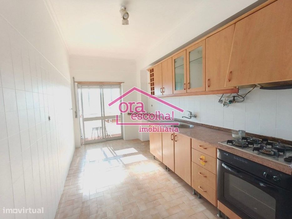 Apartamento T2 com 95 m2 no Miratejo!