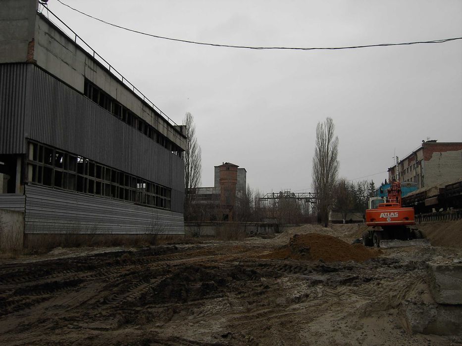 Оренда. Складський, виробничий  5000 кв.м  у м. Кам'янець-Подільський