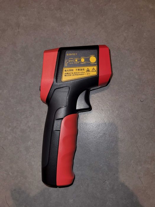 Termómetro digital Uni-T UT301D+ com ecrã colorido