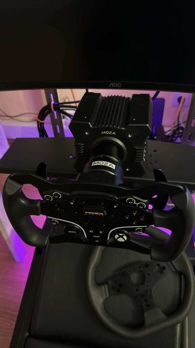 Moza R12 + Volante Es-Xbox + Volante Formula