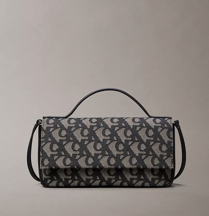Сумка calvin klein, allover monogram flap crossbody bag calvin klein black