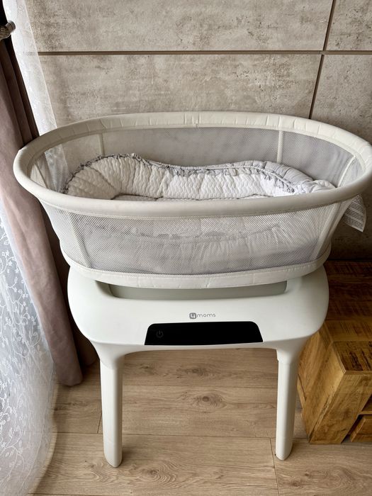 Kołyska łóżeczko bujane elektryczne 4moms
