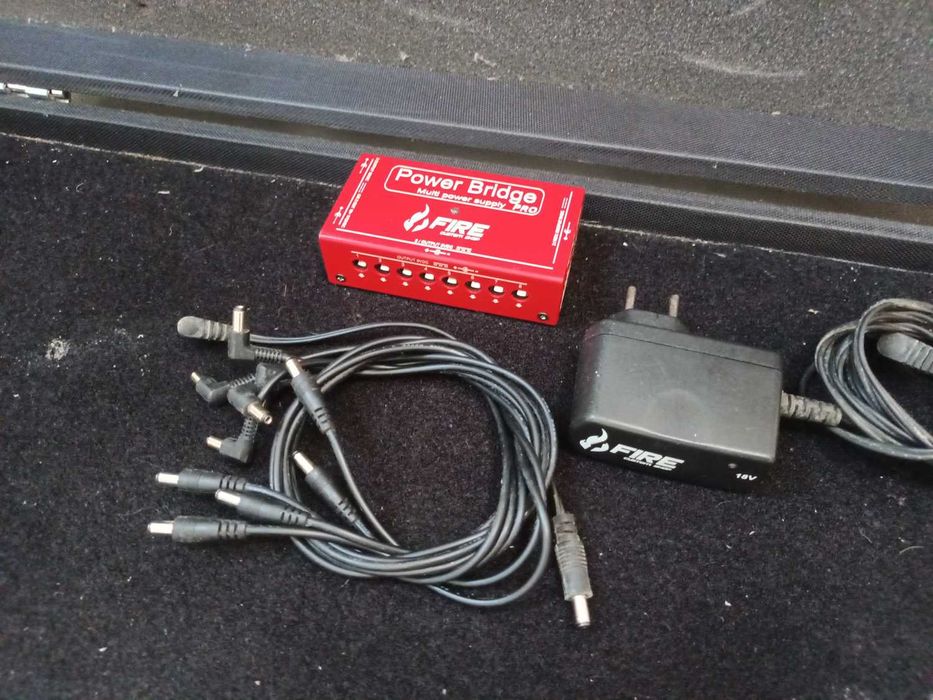 Diago Tourman Pedalboard PB04 c/ transformador Fire Custom Shop