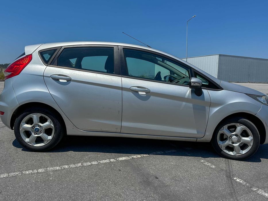 Ford Fiesta — fotografia 3