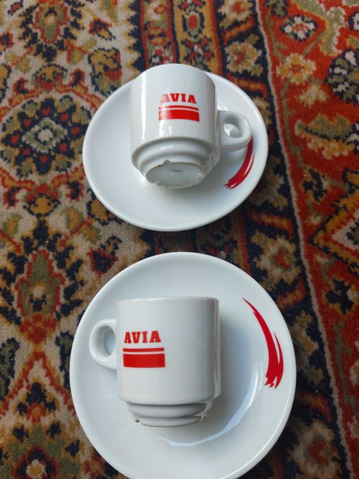 Duas chávenas café avia