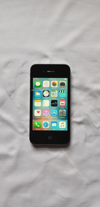 Apple iPhone 4s 16gb Neverlock 2шт