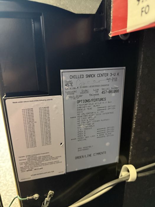 Automat vendingowyCrane Focus 457e + terminal nayax + wrzutnik