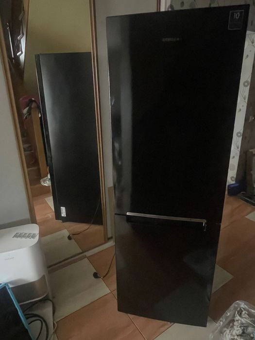 Lodówka zamrażarką Samsung