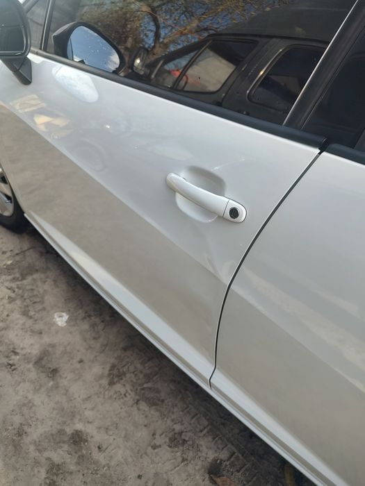 Продаю автомобіль сеат ібіця дуже економний та надійн автомобіль сеат