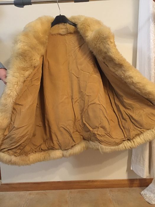 Casaco em Pele de Urso da Sibéria (genuíno)