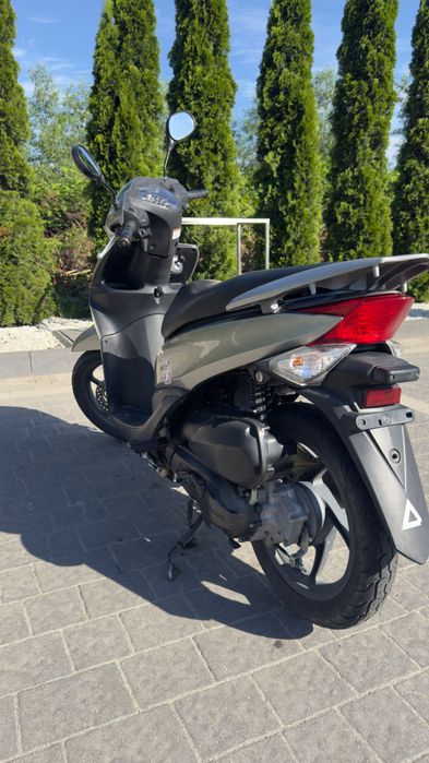 Скутер Honda Dio 110