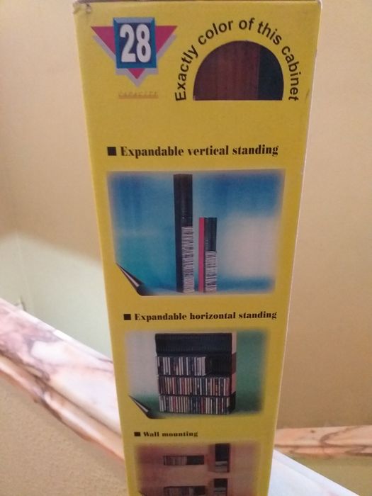 Mini torre/ para cds/ nova